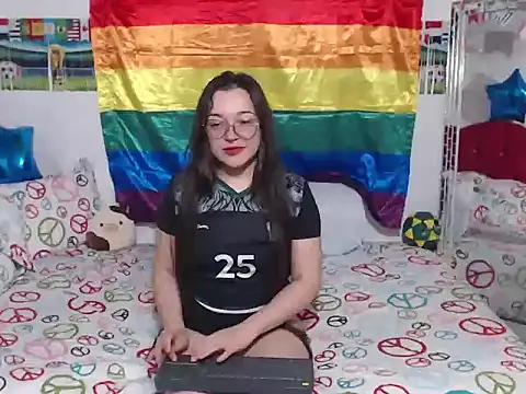 Angela 18honey online show from July 10, 2:27 am