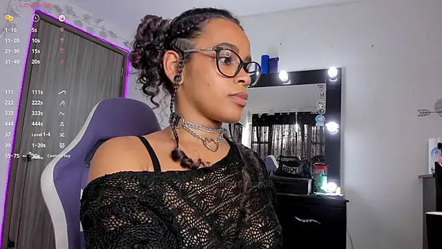 Snapshot of Lips_SaraSofia2 chatting on March 12, 8:31 pm Lips SaraSofia2 online show from March 12, 8:31 pm