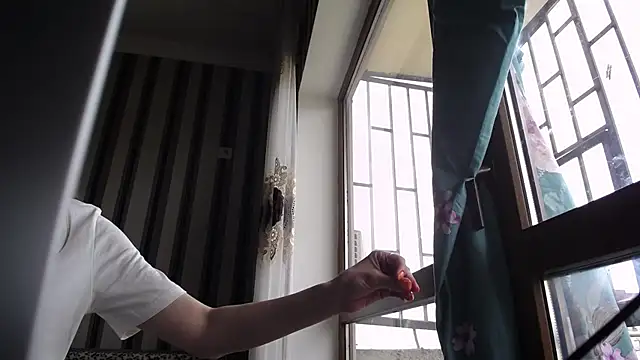 Fire  Foxx online show from May 1, 7:46 am