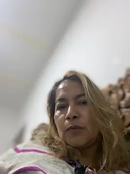 Snapshot of Jlo_69 chatting on July 13, 4:04 am Jlo 69 online show from July 13, 4:04 am