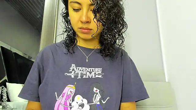 Amareto  online show from November 10, 1:43 pm