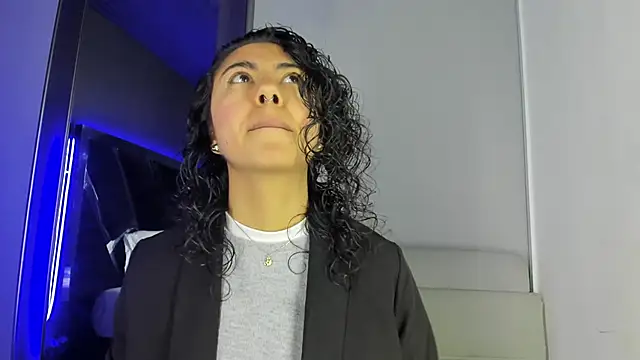 Amareto  online show from February 25, 11:20 am