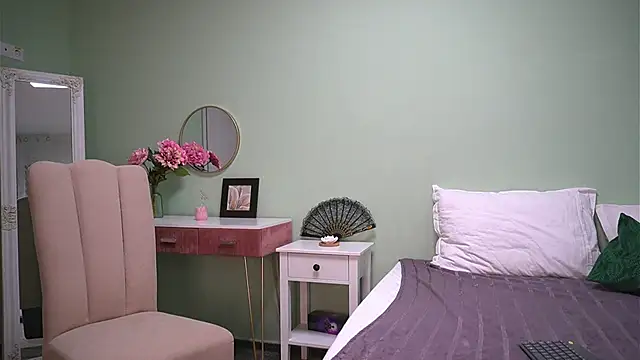 HaileyMoonn online show from September 17, 3:30 am