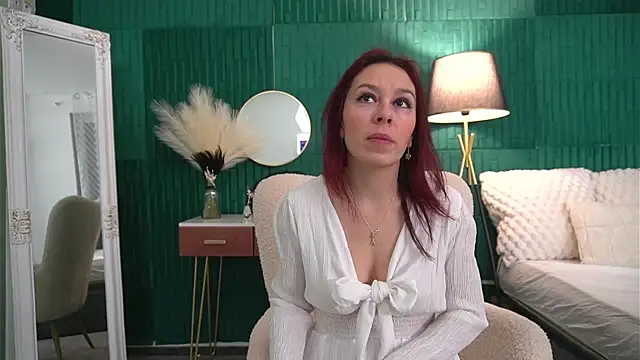 HaileyMoonn online show from January 17, 4:17 am