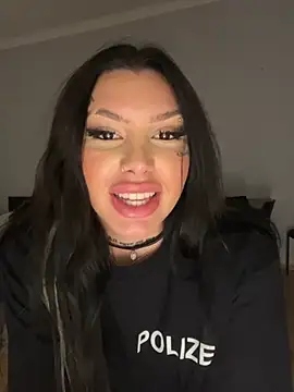 Snapshot of sexynalaa chatting on January 2, 10:33 pm sexynalaa online show from January 2, 10:33 pm
