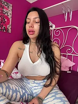 Snapshot of sexynalaa chatting on March 19, 11:28 am sexynalaa online show from March 19, 11:28 am