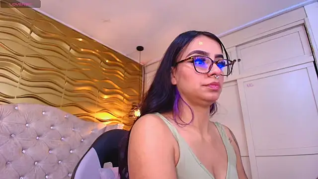 Andreita Jones online show from April 24, 11:56 am