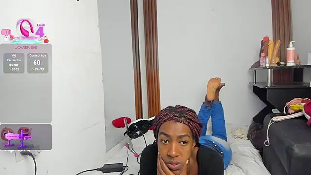 Snapshot of caryn_johnson chatting on November 16, 2:00 pm caryn johnson online show from November 16, 2:00 pm