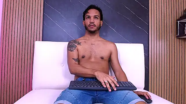 ricky vill  online show from June 9, 11:44 am