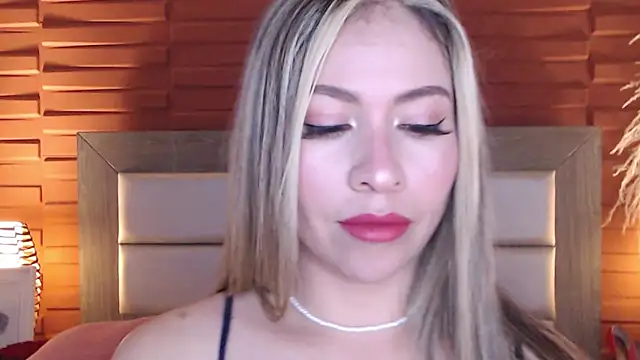 Ammy Castro online show from January 9, 7:29 pm