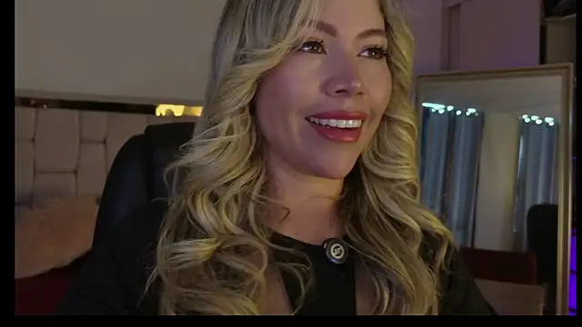Ammy Castro online show from July 11, 10:22 pm