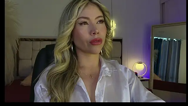 Ammy Castro online show from July 24, 10:30 pm