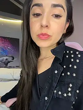 Victoria-And1 online show from April 28, 1:04 am