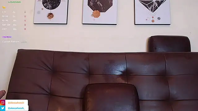 AleezaFrench online show from March 5, 5:18 pm