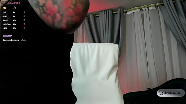 Snapshot of kira_moon__ chatting on October 30, 9:37 pm kira moon online show from October 30, 9:37 pm