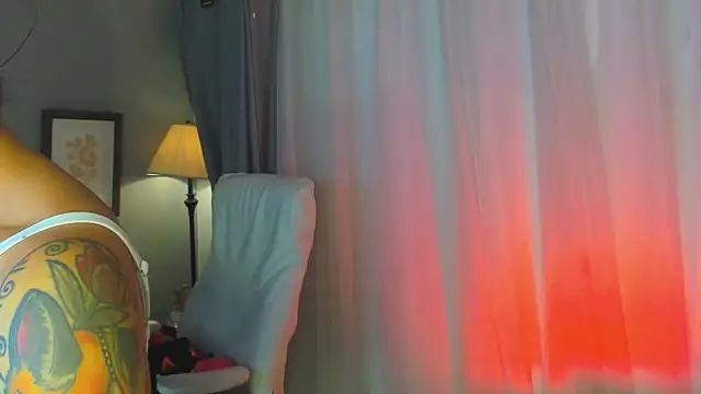 kira moon   online show from February 10, 8:13 pm