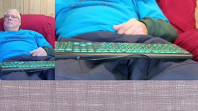 ButtCrackShowing-OOPS online show from March 4, 1:55 am