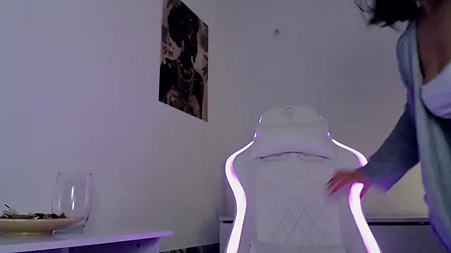 Simply the best online show from February 1, 8:26 pm