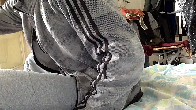 molozeb online show from February 24, 2:04 pm