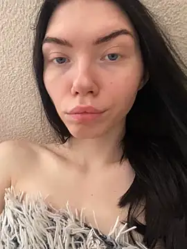 Snapshot of Lisaaa_Alisa chatting on February 18, 6:37 am Lisaaa Alisa online show from February 18, 6:37 am