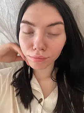 Snapshot of Lisaaa_Alisa chatting on February 28, 8:31 am Lisaaa Alisa online show from February 28, 8:31 am