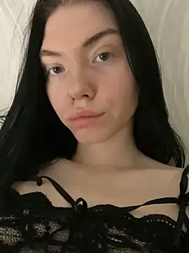 Snapshot of Lisaaa_Alisa chatting on March 14, 12:43 am Lisaaa Alisa online show from March 14, 12:43 am