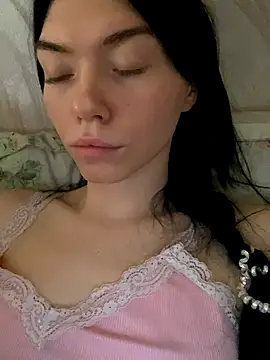 Snapshot of Lisaaa_Alisa chatting on September 19, 5:20 am Lisaaa Alisa online show from September 19, 5:20 am