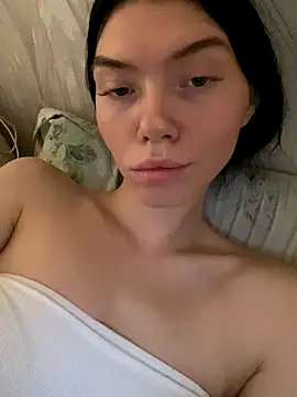 Snapshot of Lisaaa_Alisa chatting on September 26, 5:11 am Lisaaa Alisa online show from September 26, 5:11 am