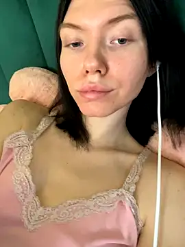 Snapshot of Lisaaa_Alisa chatting on November 7, 4:34 am Lisaaa Alisa online show from November 7, 4:34 am