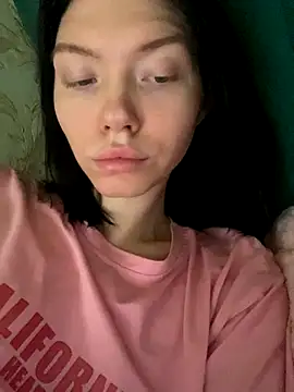 Snapshot of Lisaaa_Alisa chatting on November 11, 4:01 am Lisaaa Alisa online show from November 11, 4:01 am