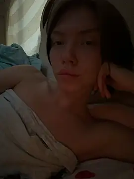 Snapshot of Lisaaa_Alisa chatting on July 14, 11:10 pm Lisaaa Alisa online show from July 14, 11:10 pm