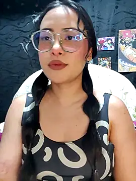 Snapshot of Janna_mnt chatting on December 10, 4:34 am Janna mnt online show from December 10, 4:34 am