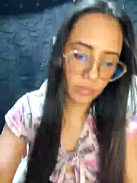 Snapshot of Janna_mnt chatting on December 12, 6:57 am Janna mnt online show from December 12, 6:57 am