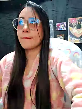 Snapshot of Janna_mnt chatting on December 20, 4:53 am Janna mnt online show from December 20, 4:53 am