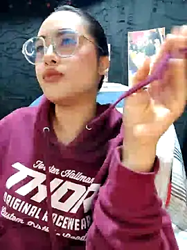 Snapshot of Janna_mnt chatting on February 4, 4:48 am Janna mnt online show from February 4, 4:48 am