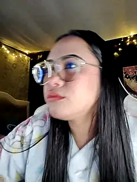 Snapshot of Janna_mnt chatting on February 14, 5:51 am Janna mnt online show from February 14, 5:51 am