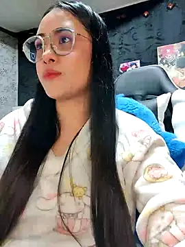 Snapshot of Janna_mnt chatting on February 27, 4:31 am Janna mnt online show from February 27, 4:31 am