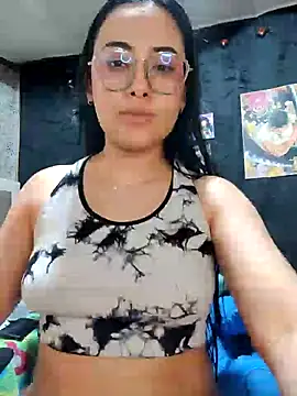 Snapshot of Janna_mnt chatting on March 20, 9:48 am Janna mnt online show from March 20, 9:48 am