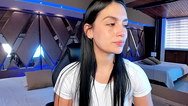 carina rossi online show from January 29, 5:45 pm