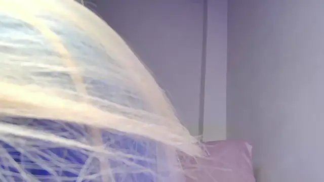 Snapshot of caarlywhitee chatting on October 19, 1:50 am caarlywhitee online show from October 19, 1:50 am