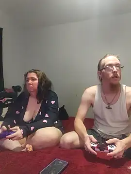 Snapshot of ShowNTellLovers chatting on December 18, 4:51 am ShowNTellLovers online show from December 18, 4:51 am