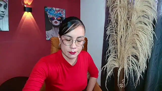 Agata-Moon online show from March 22, 4:15 pm