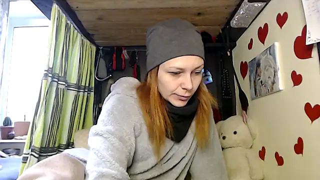 Snapshot of HarleyQuinn_69 chatting on October 17, 11:02 am HarleyQuinn 69 online show from October 17, 11:02 am