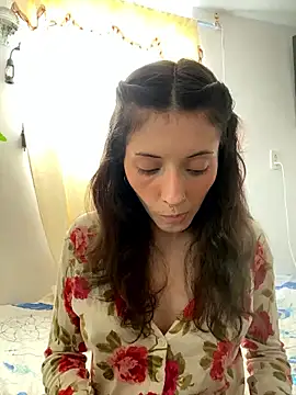 LiliJones  online show from January 16, 6:01 pm