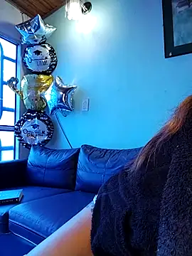 Luna Dumont online show from February 25, 2:11 pm