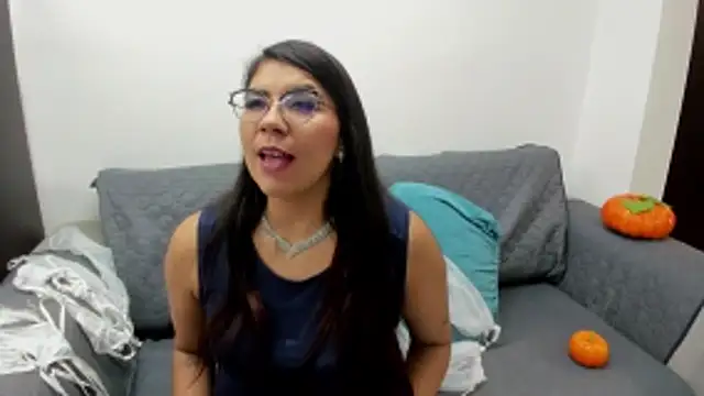 Luna Dumont online show from October 31, 11:22 am