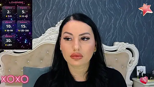 Lauren Saint online show from February 9, 8:00 am