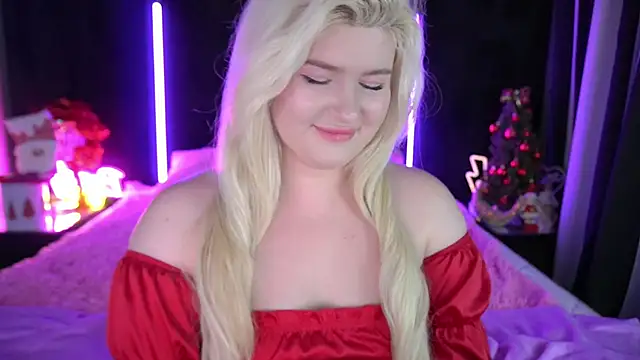 Snapshot of CocoSecretss chatting on December 29, 8:11 am CocoSecretss online show from December 29, 8:11 am