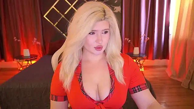 CocoSecretss online show from March 5, 7:15 am