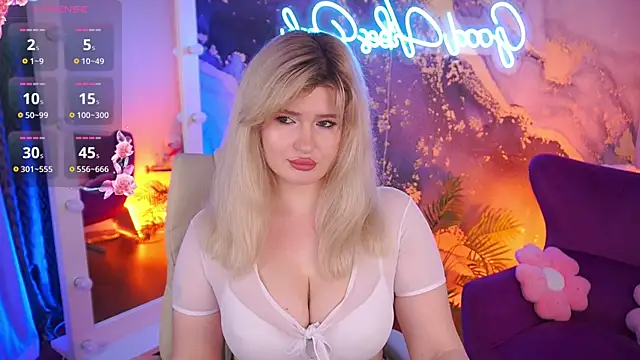 CocoSecretss online show from July 20, 7:00 am